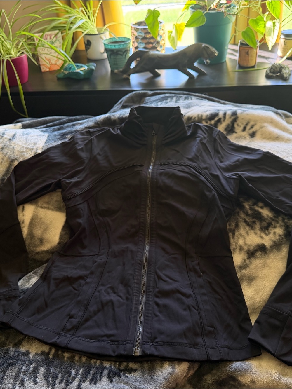 lululemon athletica Black Full-Zip Bomber-Style Jacket